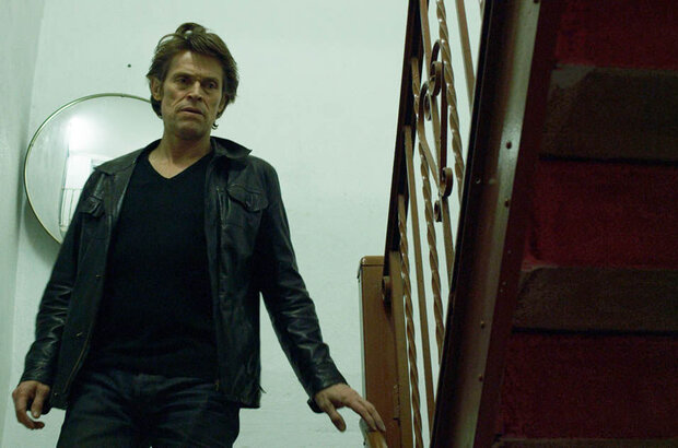 4:44 Last Day on Earth (2011) - photo 7