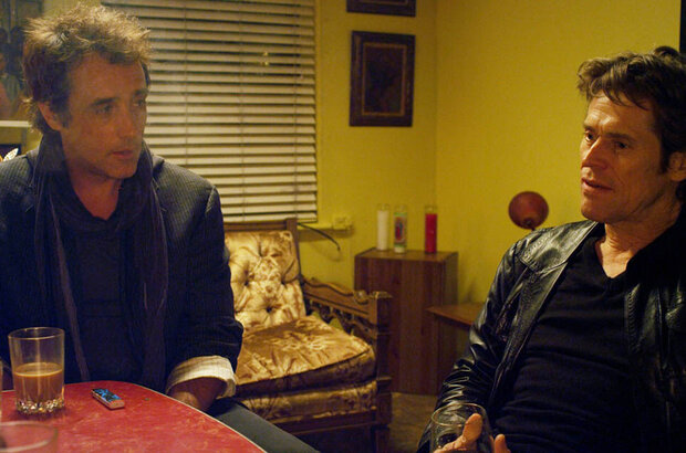 4:44 Last Day on Earth (2011) - photo 8
