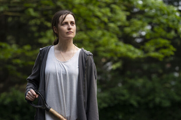 Herself (2020) - photo 1