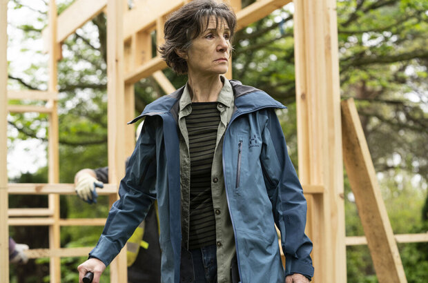 Herself (2020) - photo 6