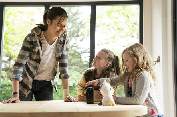 Herself (2020) - photo 10