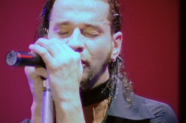 Depeche Mode: Devotional (1993) - фото 1