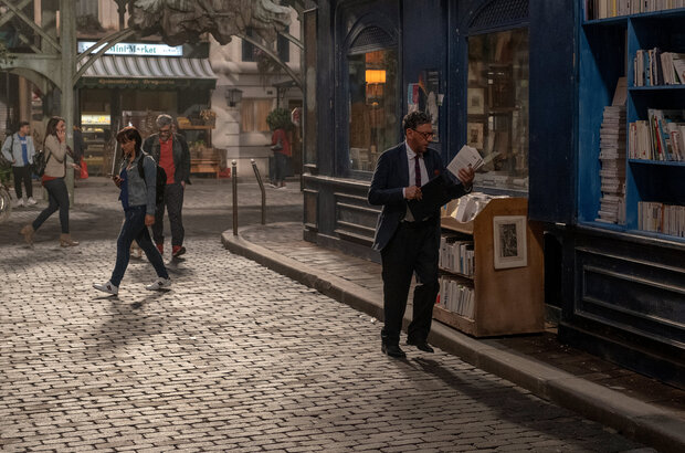The emotional material (2021) - photo 4