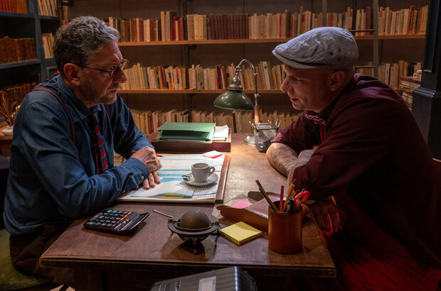 The emotional material (2021) - photo 11