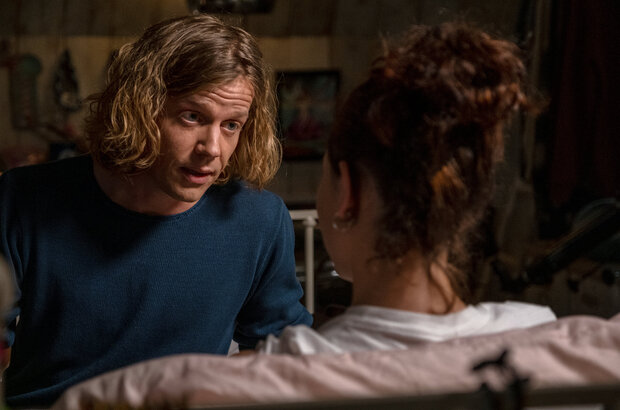 The emotional material (2021) - photo 10