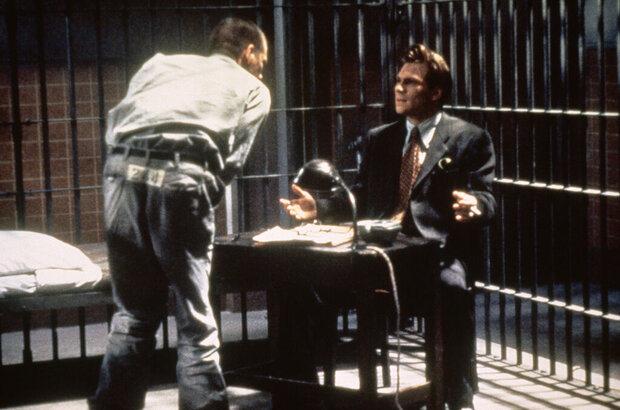 Murder in the First (1995) - photo 3