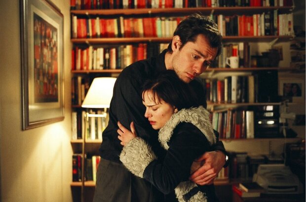 Closer (2004) - photo 8