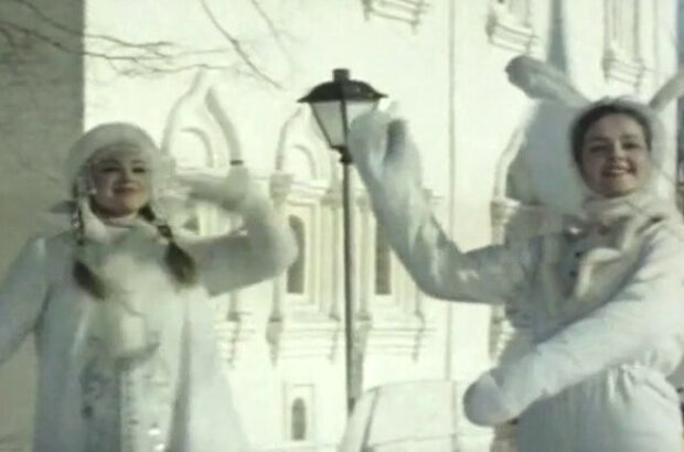 Silver Revue (1982) - photo 3