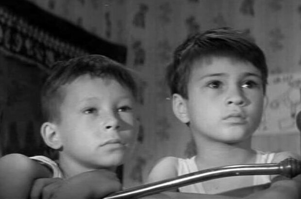 Thirty Three (1965) - photo 6