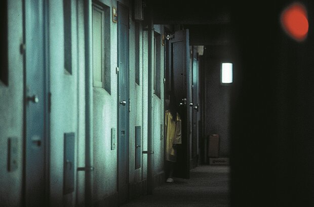 Dark Water (2002) - photo 8