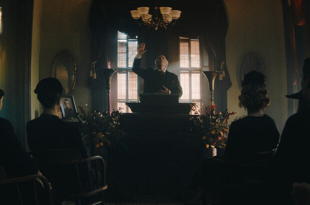 The Mortuary Collection (2019) - photo 3