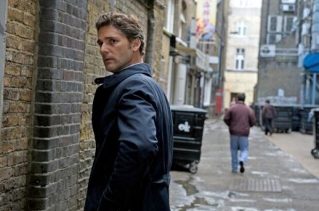 Closed Circuit (2013) - photo 6