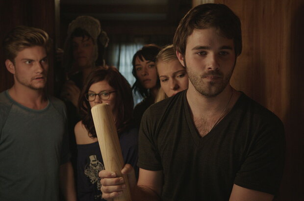 Zombeavers (2014) - photo 8
