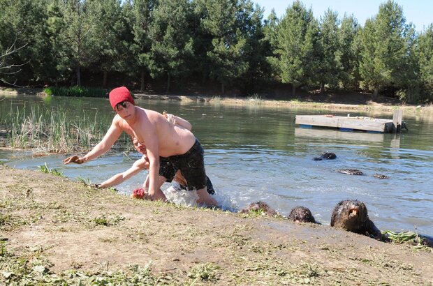 Zombeavers (2014) - photo 6