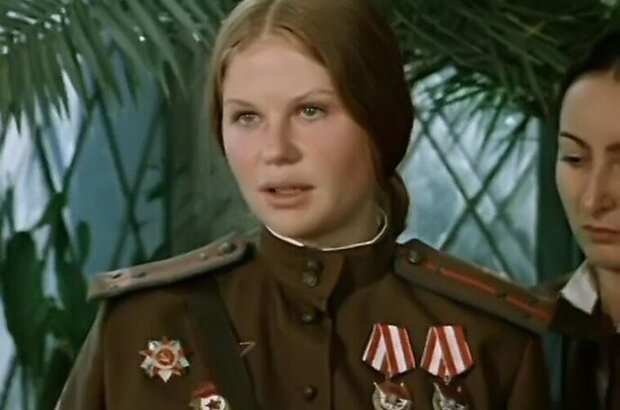 V nebe 'Nochnye vedmy' (1981) - photo 1