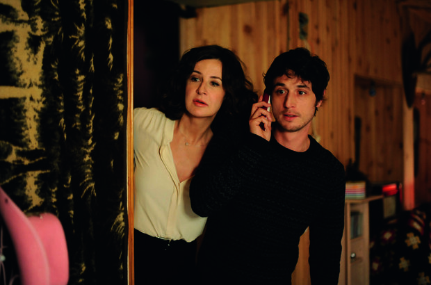 Hand in Hand (2012) - photo 11
