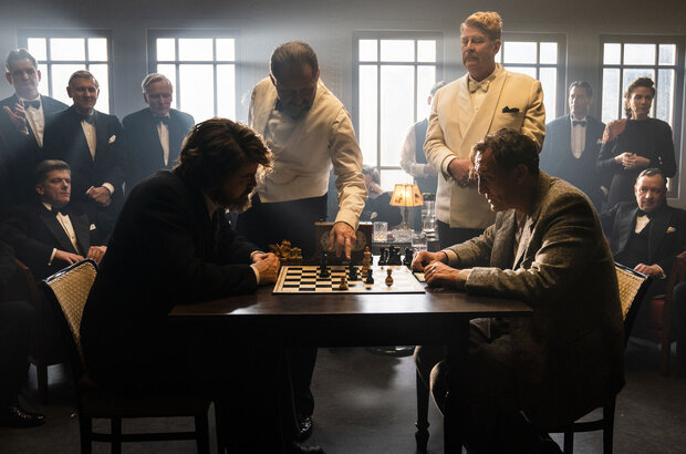 Королевская игра (2021) - фото 1