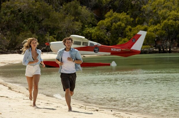 Great White (2021) - photo 4