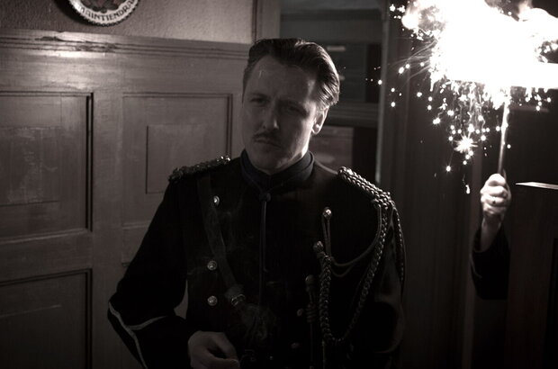 Опасная банда (2011) - фото 1