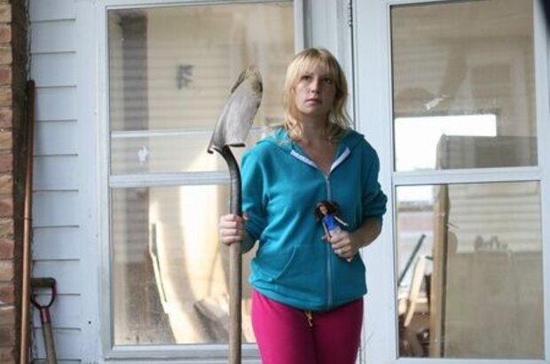 Lucky (2011) - photo 2