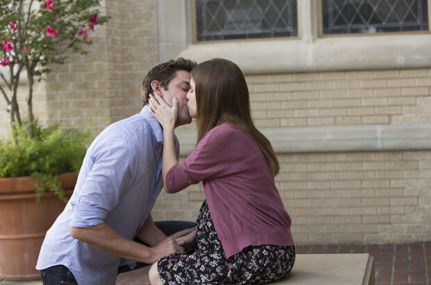 The Hollars (2016) - photo 2