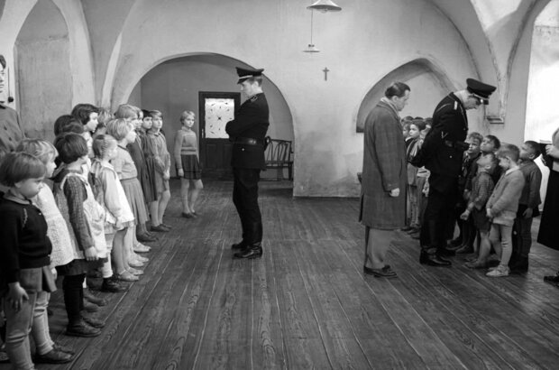 Birth Certificate (1961) - photo 1