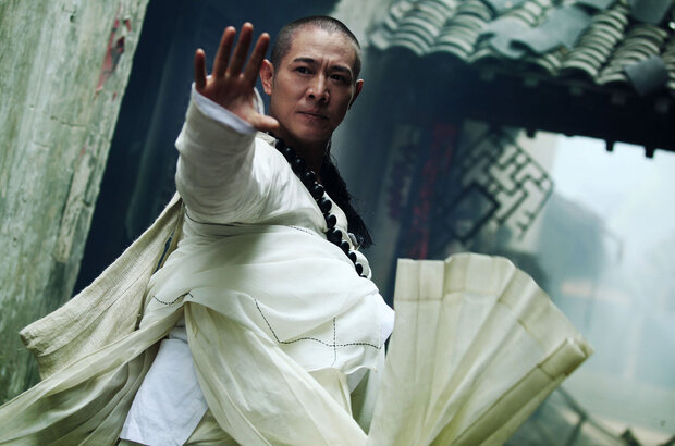 The Sorcerer and the White Snake (2011) - photo 5