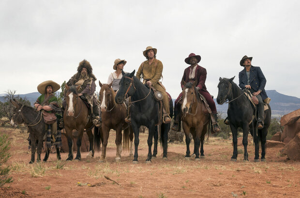 The Ridiculous 6 (2015) - photo 6