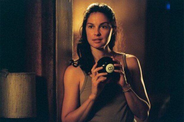 Bug (2006) - photo 2