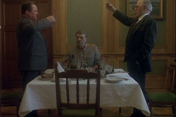 Кооператив Политбюро, или Будет долгим прощание (1992) - фото 7