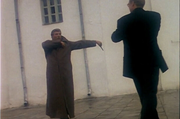 Кооператив Политбюро, или Будет долгим прощание (1992) - фото 10