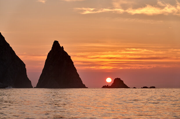 Kamchatka. Neobyknovennye istorii na krayu zemli: Kurily. Na yuzhnyh beregah (2022) - photo 3