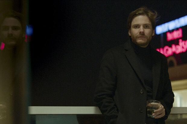 The Face of an Angel (2014) - photo 13