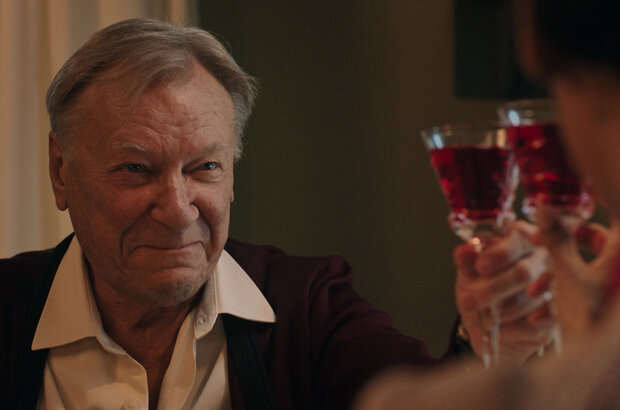 Olive (2022) - photo 2