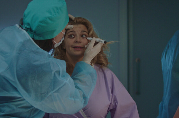 Olive (2022) - photo 13