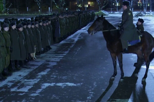 Let me kiss you… again (2012) - photo 7