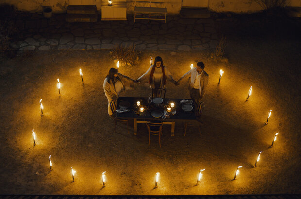 Family Dinner (2022) - photo 7