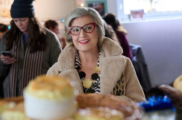 Round and Round (2023) - photo 5