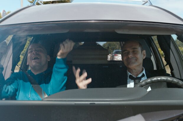 Beautiful Minds (2021) - photo 1