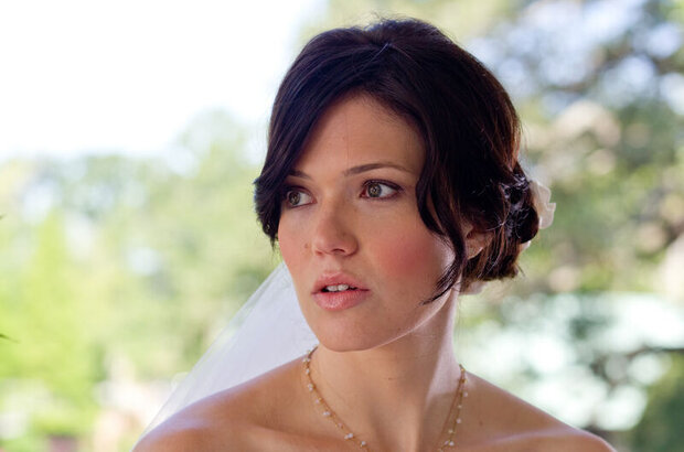 Love, Wedding, Marriage (2010) - photo 13