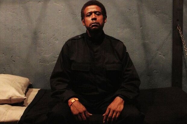 The Experiment (2010) - photo 2