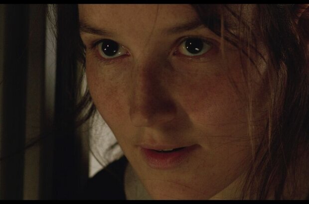Bird People (2014) - photo 5