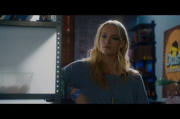 Two Night Stand (2014) - photo 3
