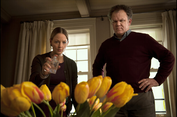 Carnage (2011) - photo 1