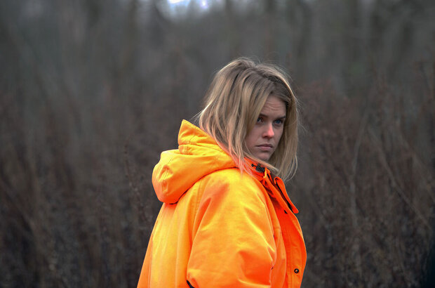 Cold Comes the Night (2013) - photo 2