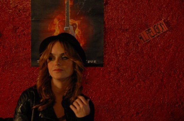 Groupie (2010) - photo 4