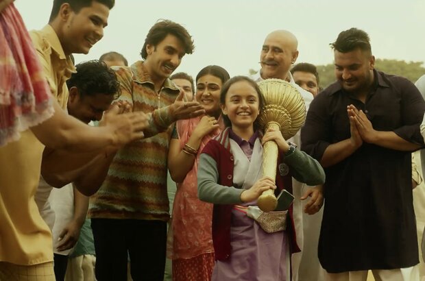 Jayeshbhai Jordaar (2022) - photo 11