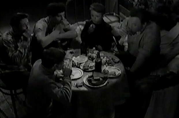 Stuchis' v lyubuyu dver' (1958) - photo 8