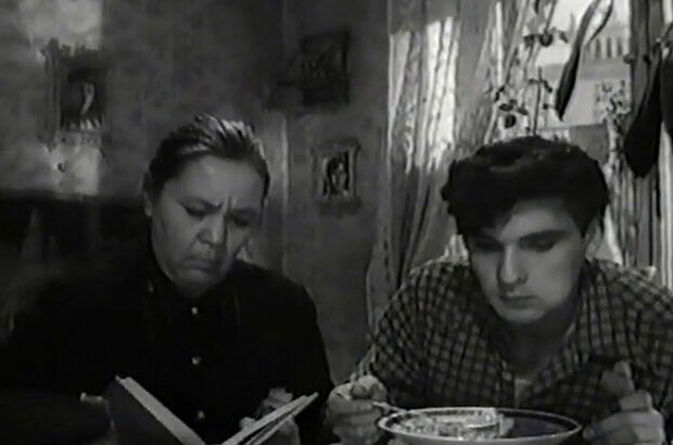 Stuchis' v lyubuyu dver' (1958) - photo 14