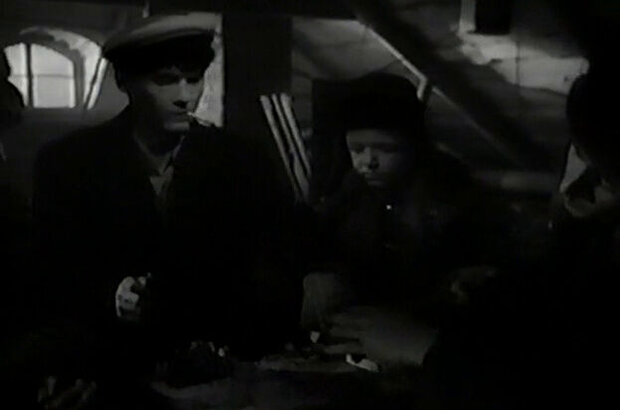 Stuchis' v lyubuyu dver' (1958) - photo 11